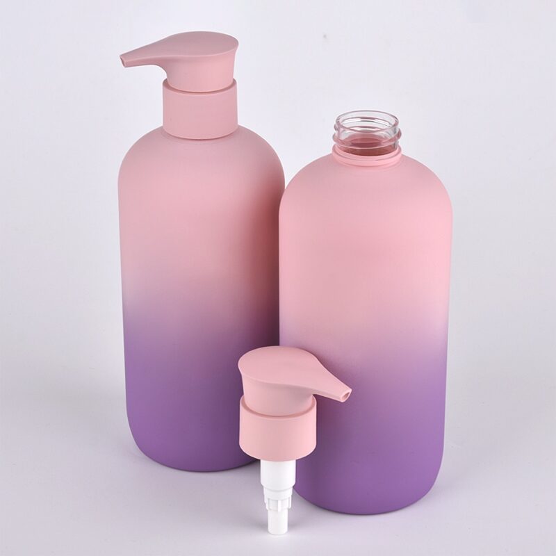 Gradient shampoo bottle - Image 2